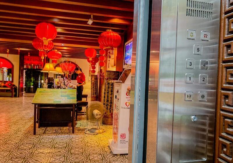 Sino House Phuket Hotel Sha Plus