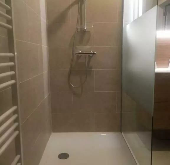 Aamiaismajoitus (B&B) Wijndomein Zwaeneberg