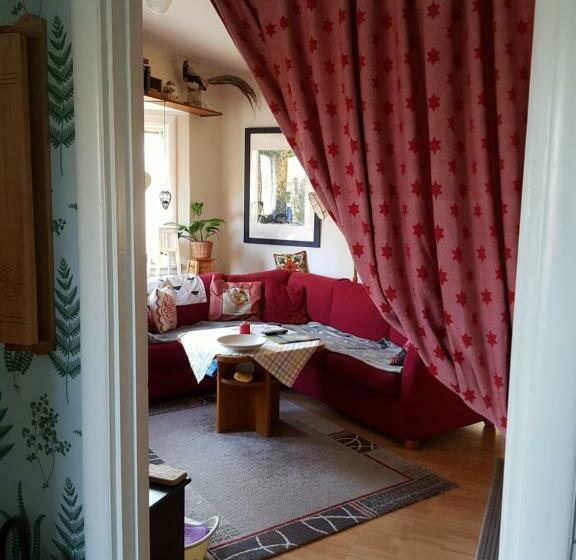 تختخواب و صبحانه Perenner På Bakgården