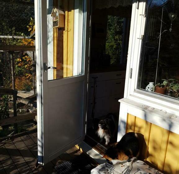 تختخواب و صبحانه Perenner På Bakgården