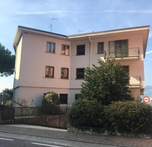 פנסיון Gli Oleandri