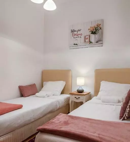 ペンション The White House Sofia