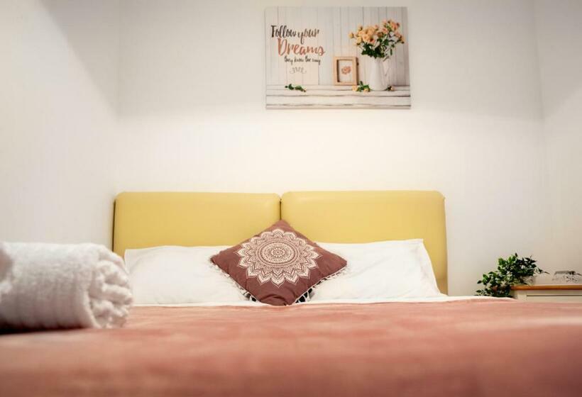 Pension The White House Sofia