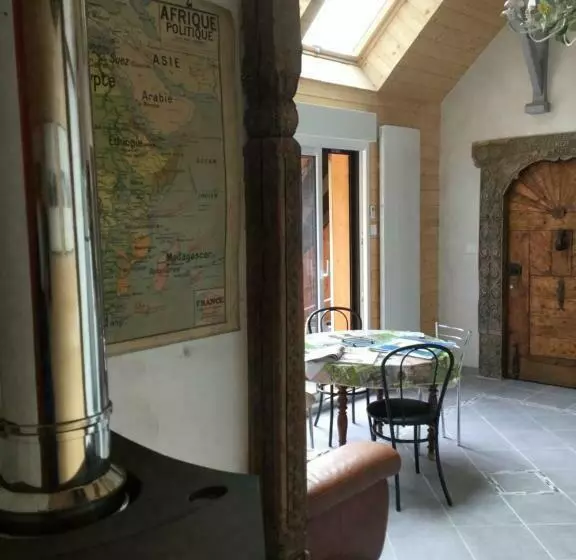 Aamiaismajoitus (B&B) La Maison De Jean