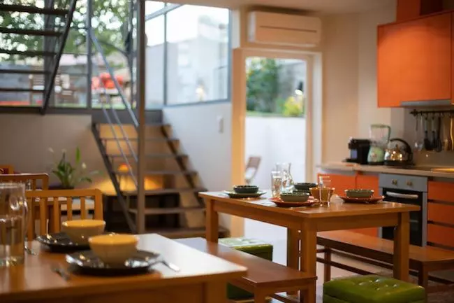 Peach Hostel & Suites