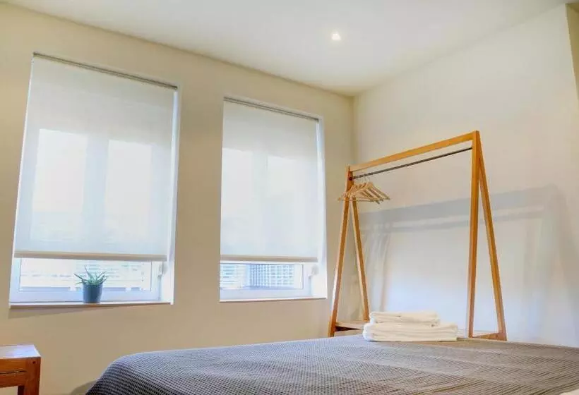 Peach Hostel & Suites