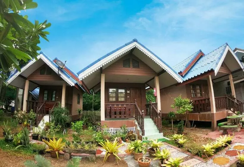 پانسیون Thongsuwan Resort