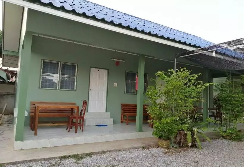 پانسیون Thongsuwan Resort