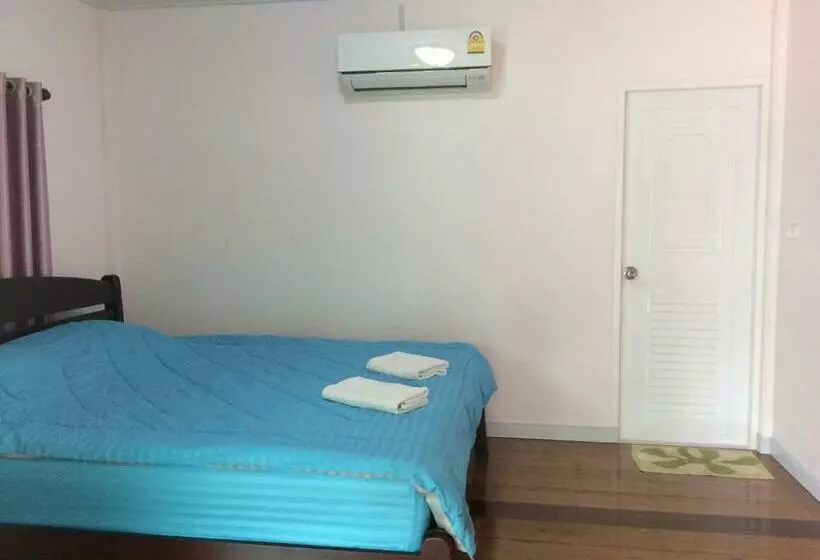 پانسیون Thongsuwan Resort