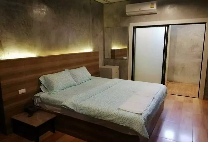 Sands Place Apartment And