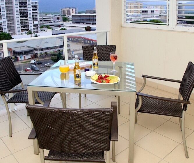 Cairns Central Plaza Apartment Hotel Official