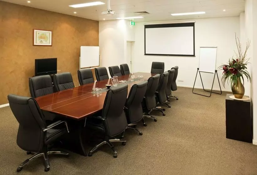 Cairns Central Plaza Apartment Hotel Official