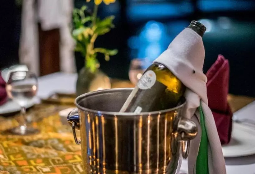 Cendana Resort & Spa By Mahaputra