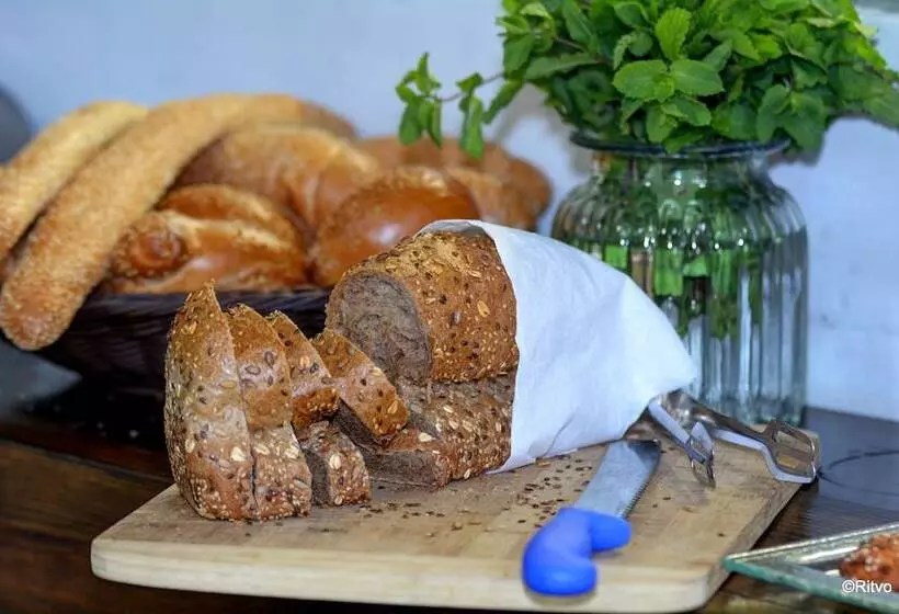 ホテル Amiad Country Lodging