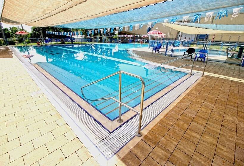 ホテル Amiad Country Lodging