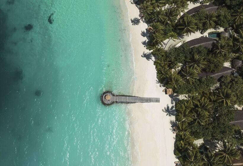 هتل Constance Halaveli