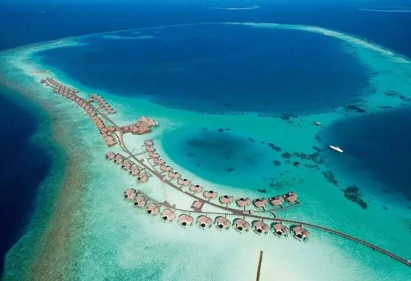 هتل Constance Halaveli