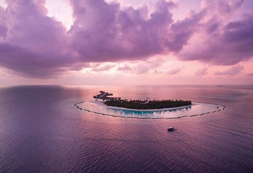 هتل Constance Halaveli