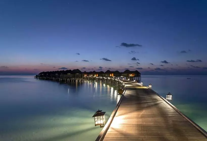 هتل Constance Halaveli