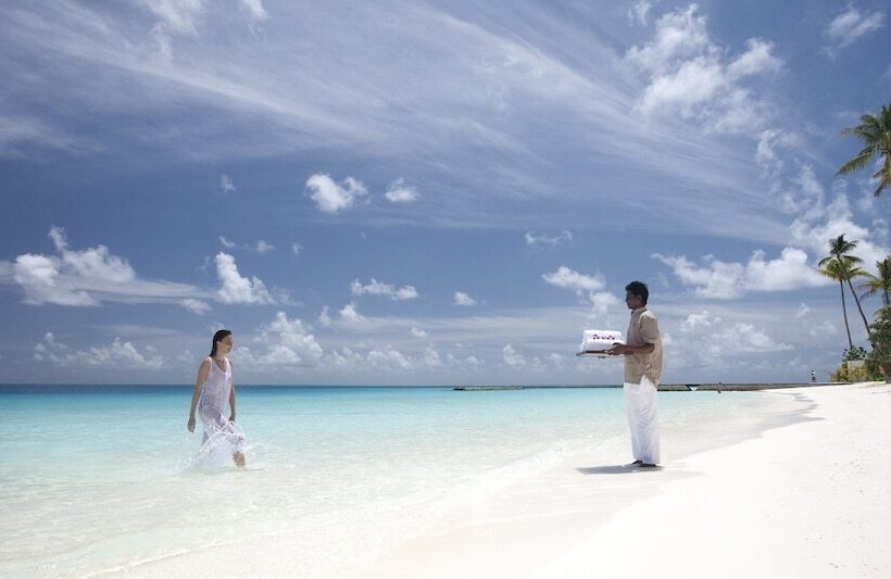 هتل Constance Halaveli