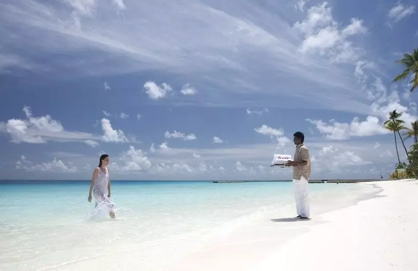 هتل Constance Halaveli