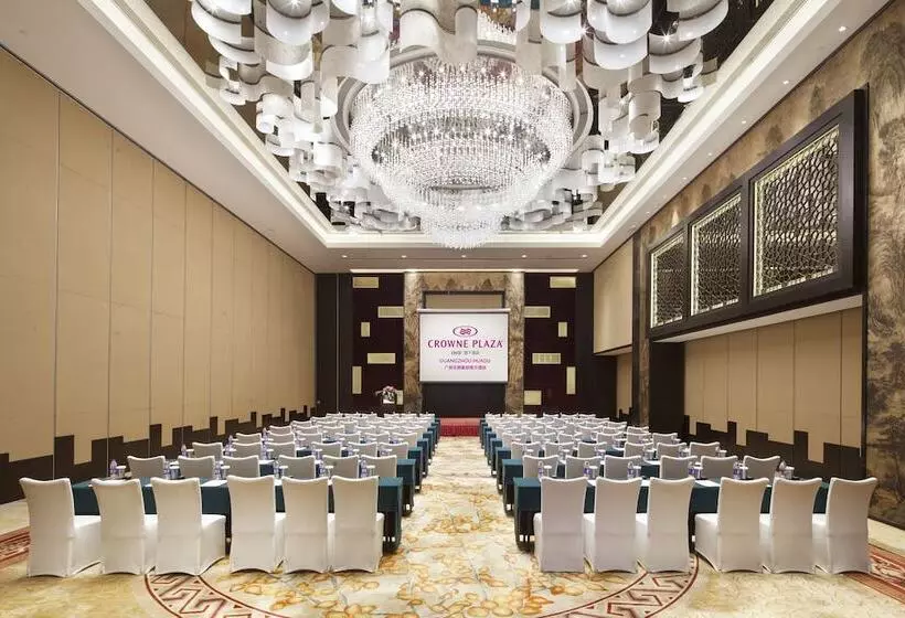 Crowne Plaza Guangzhou Huadu, An Ihg Hotel   Free Shuttle Bus Between Hotel To Airport