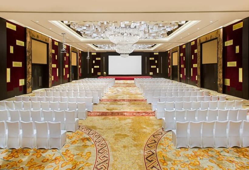 Crowne Plaza Guangzhou Huadu, An Ihg Hotel   Free Shuttle Bus Between Hotel To Airport