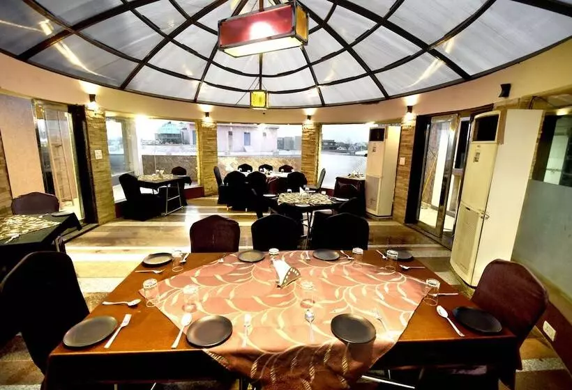 ホテル Crystal Inn