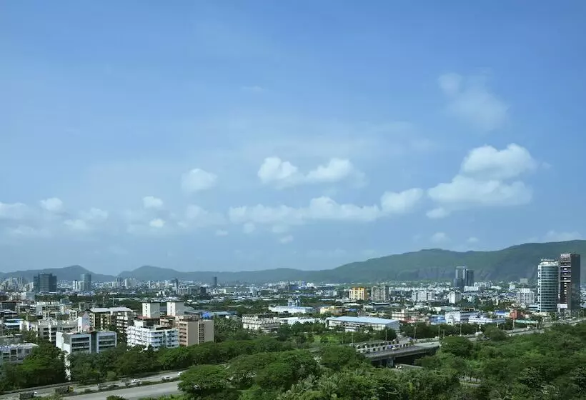 Отель Four Points By Sheraton Navi Mumbai, Vashi