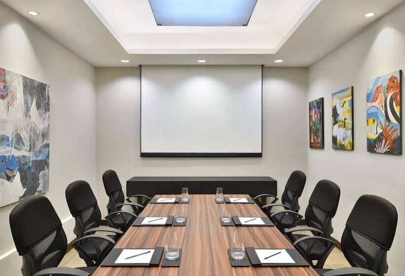 호텔 Four Points By Sheraton Navi Mumbai, Vashi