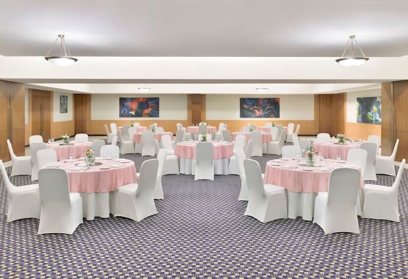 호텔 Four Points By Sheraton Navi Mumbai, Vashi