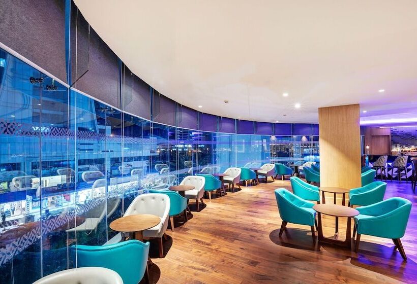 호텔 Four Points By Sheraton Navi Mumbai, Vashi