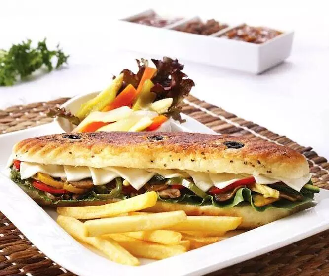 Отель Four Points By Sheraton Navi Mumbai, Vashi