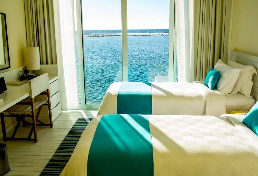 هتل Holiday Inn Resort Kandooma Maldives   Kids Stay & Eat Free And Dive Free For Certified Divers For A