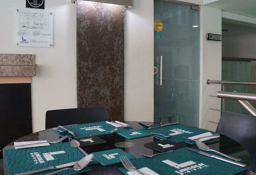 בית מלון כפרי Lincoln