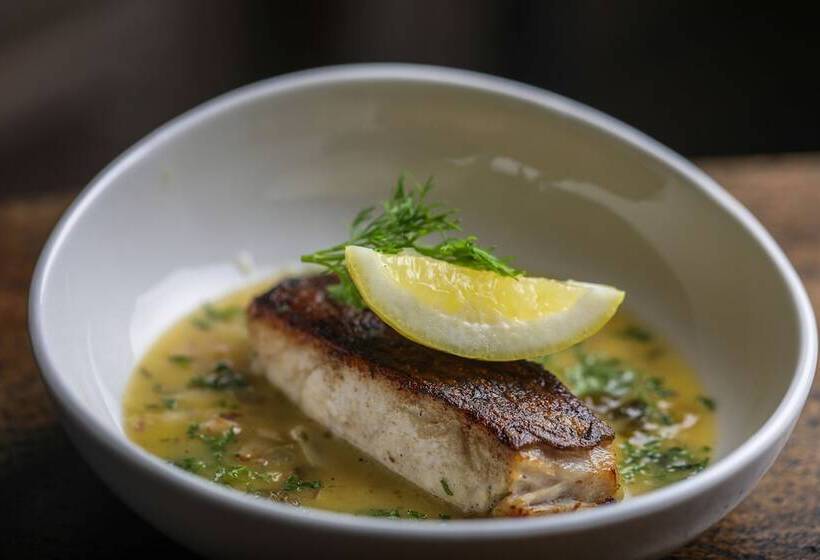 Living Room By Seasons Hotels