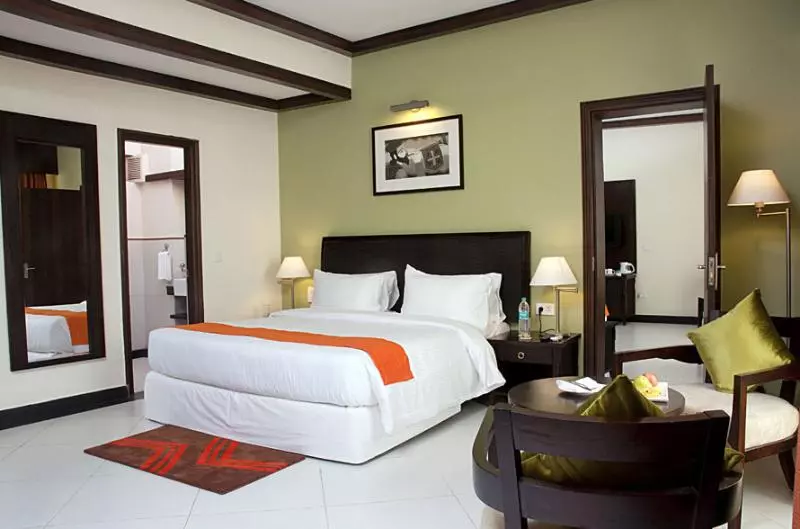 Living Room By Seasons Hotels