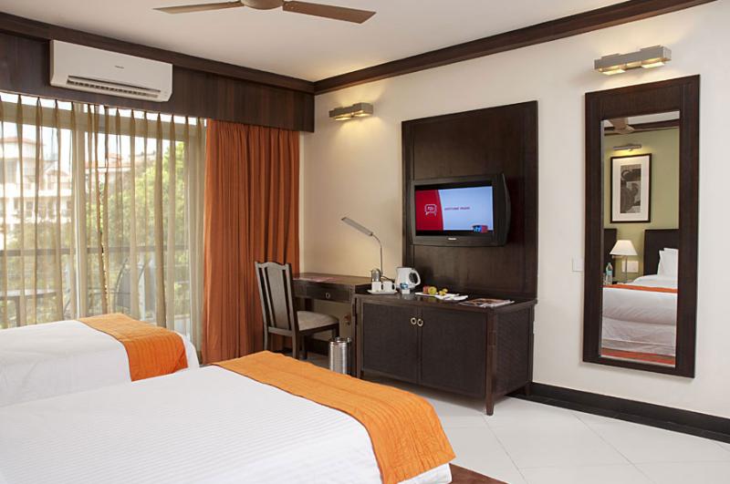 Living Room By Seasons Hotels