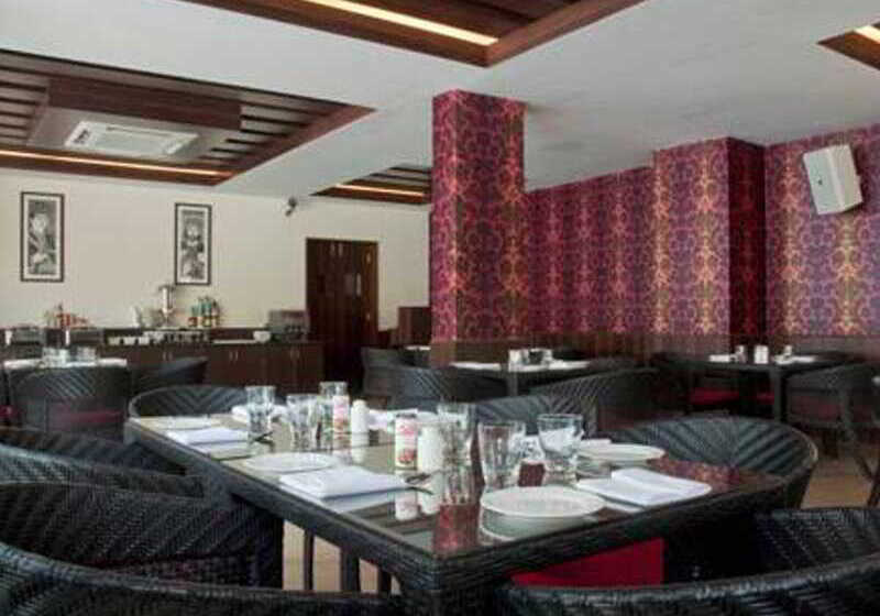 Living Room By Seasons Hotels