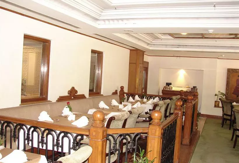 Hotel Mansingh Towers