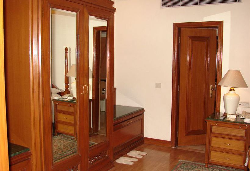 בית מלון כפרי Mansingh Towers