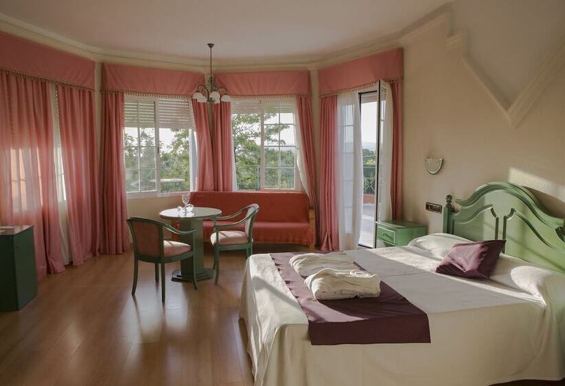 هتل Mitra Crisalida