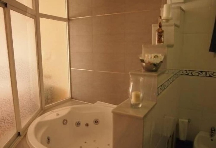 هتل Mitra Crisalida