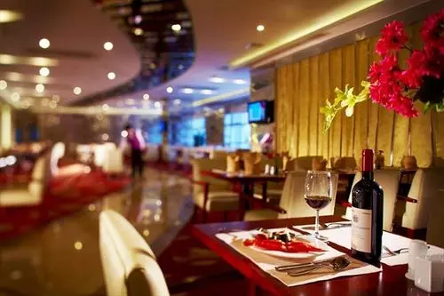 酒店 New Century Puxi