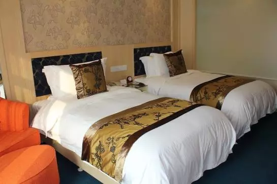 酒店 New Century Puxi