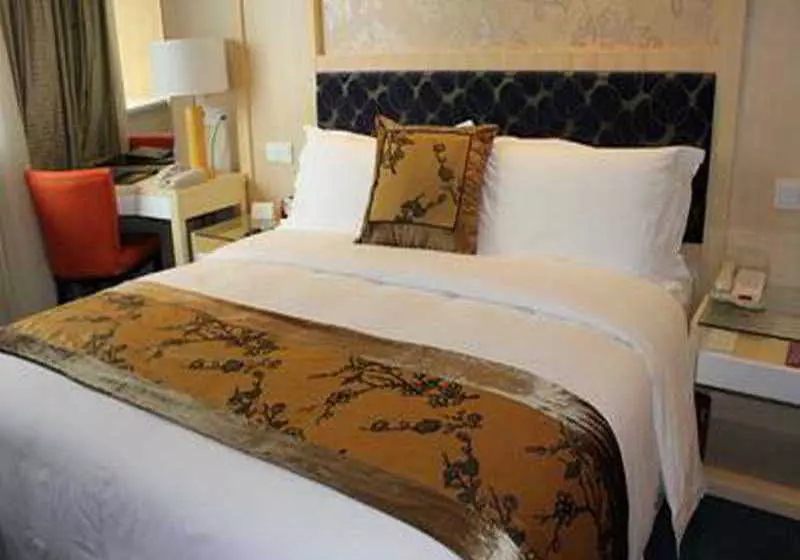 酒店 New Century Puxi