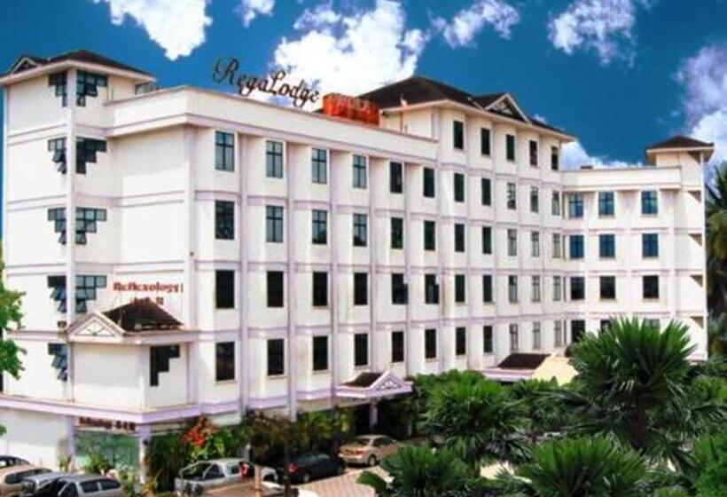 Regalodge Hotel & Spa