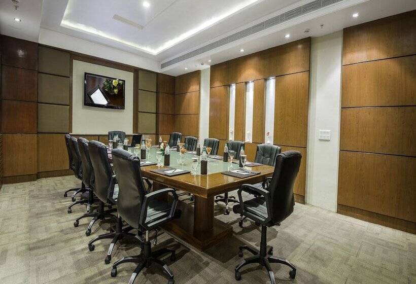 فندق Sarovar Portico Jaipur