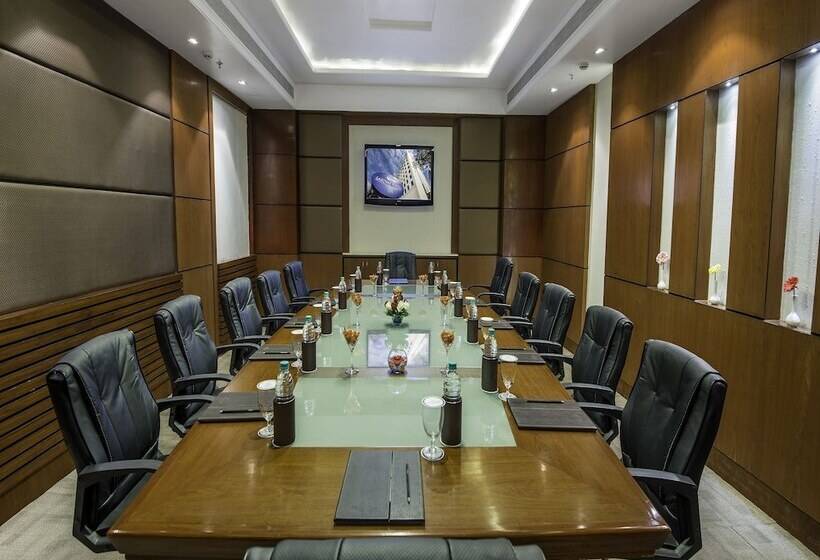 فندق Sarovar Portico Jaipur