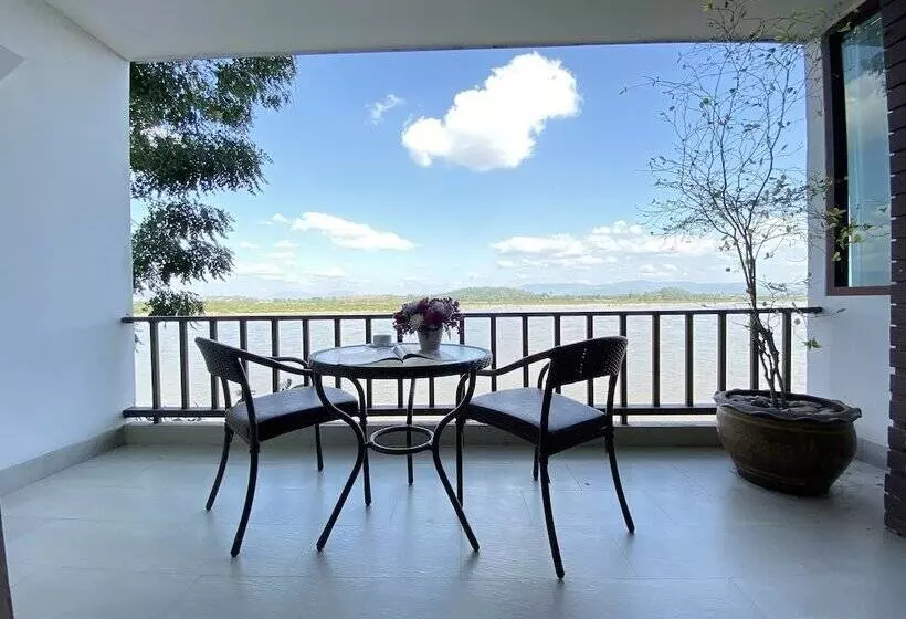 Siam Triangle Hotel Chiang Sean